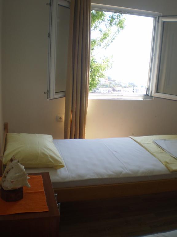 Apartment Vuk I Novak Ulcinj Bilik gambar